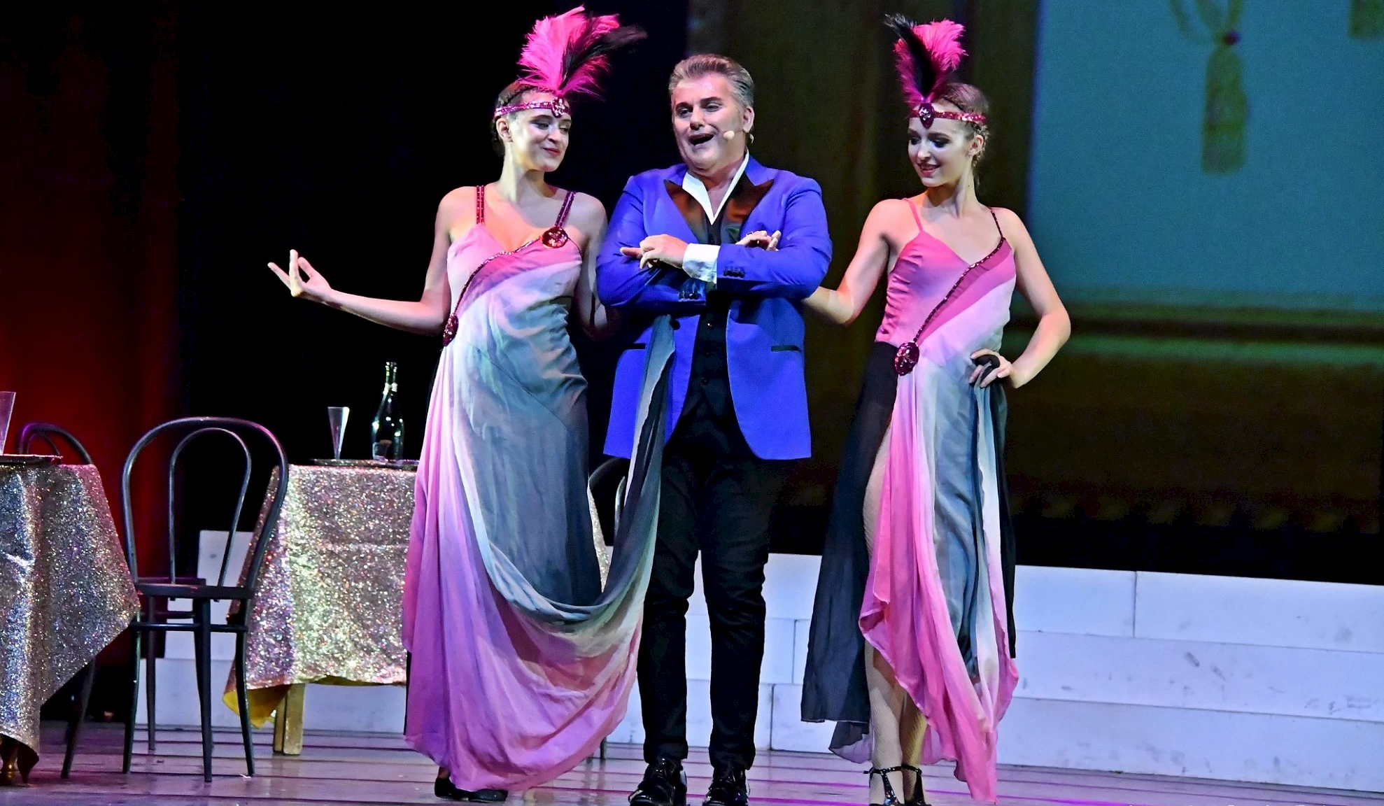 LA VEDOVA ALLEGRA