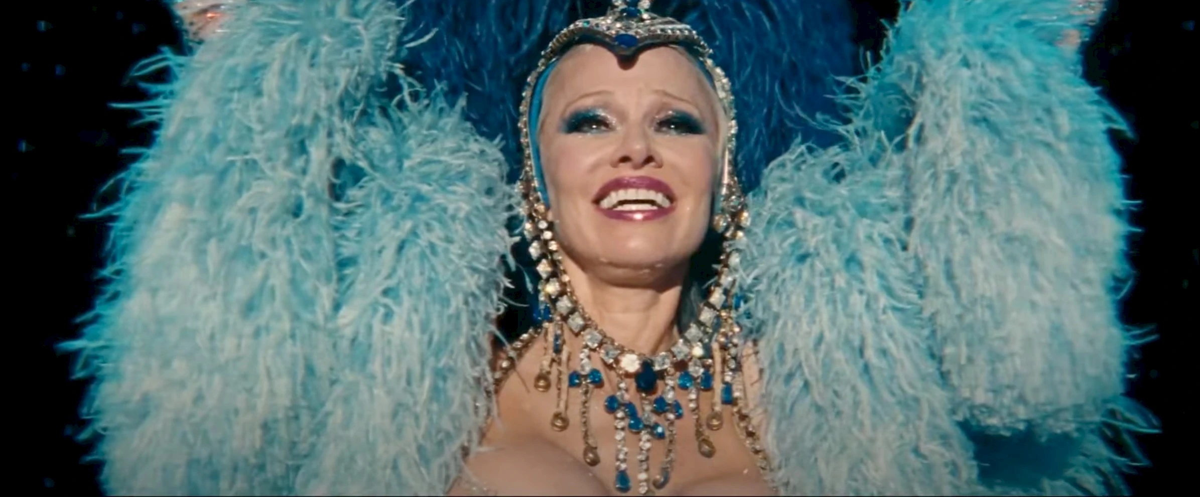 L'ULTIMA SHOWGIRL
